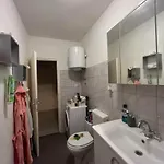 Tommy Apartament
