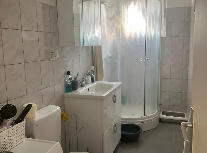 Tommy Appartamento Zara