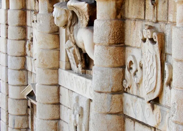 Tommy Appartamento Zara